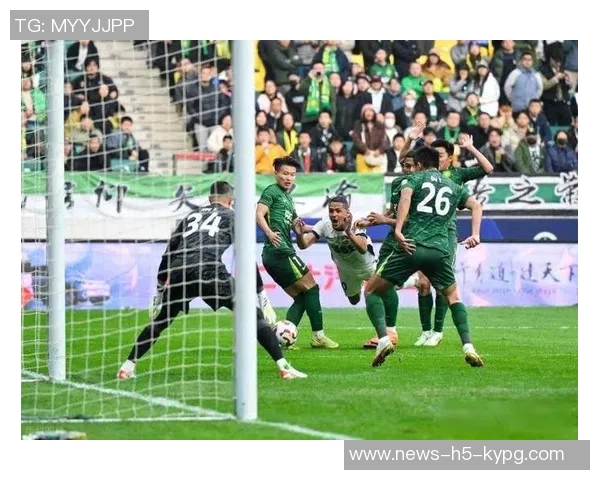 足协杯决赛吸引超35万观众票房收益突破700万大关 足协杯决赛吸引超35万观众票房收益突破700万大关